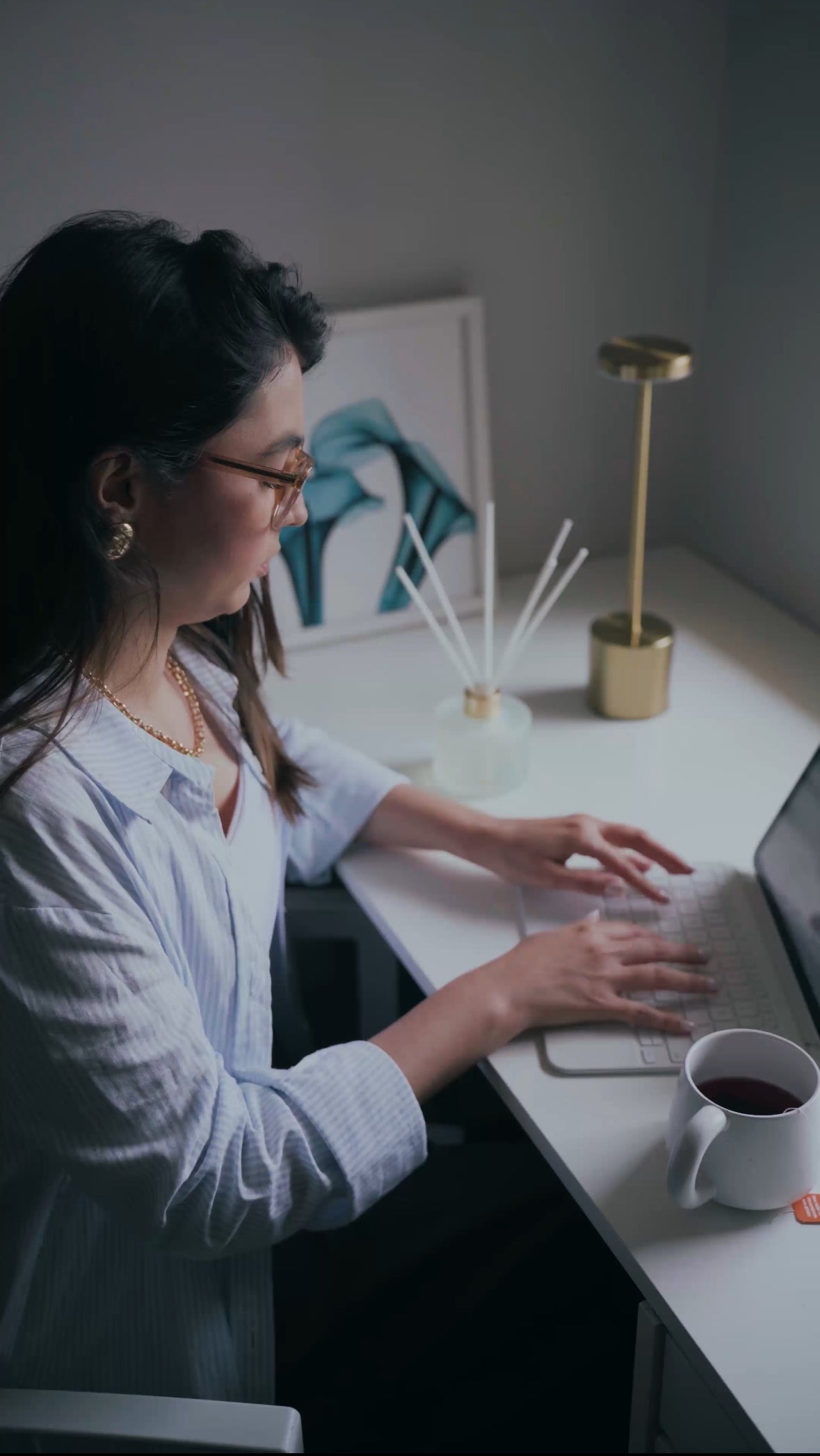 O poder do aroma no bem-estar emocional: como o olfato influencia o humor e o ambiente